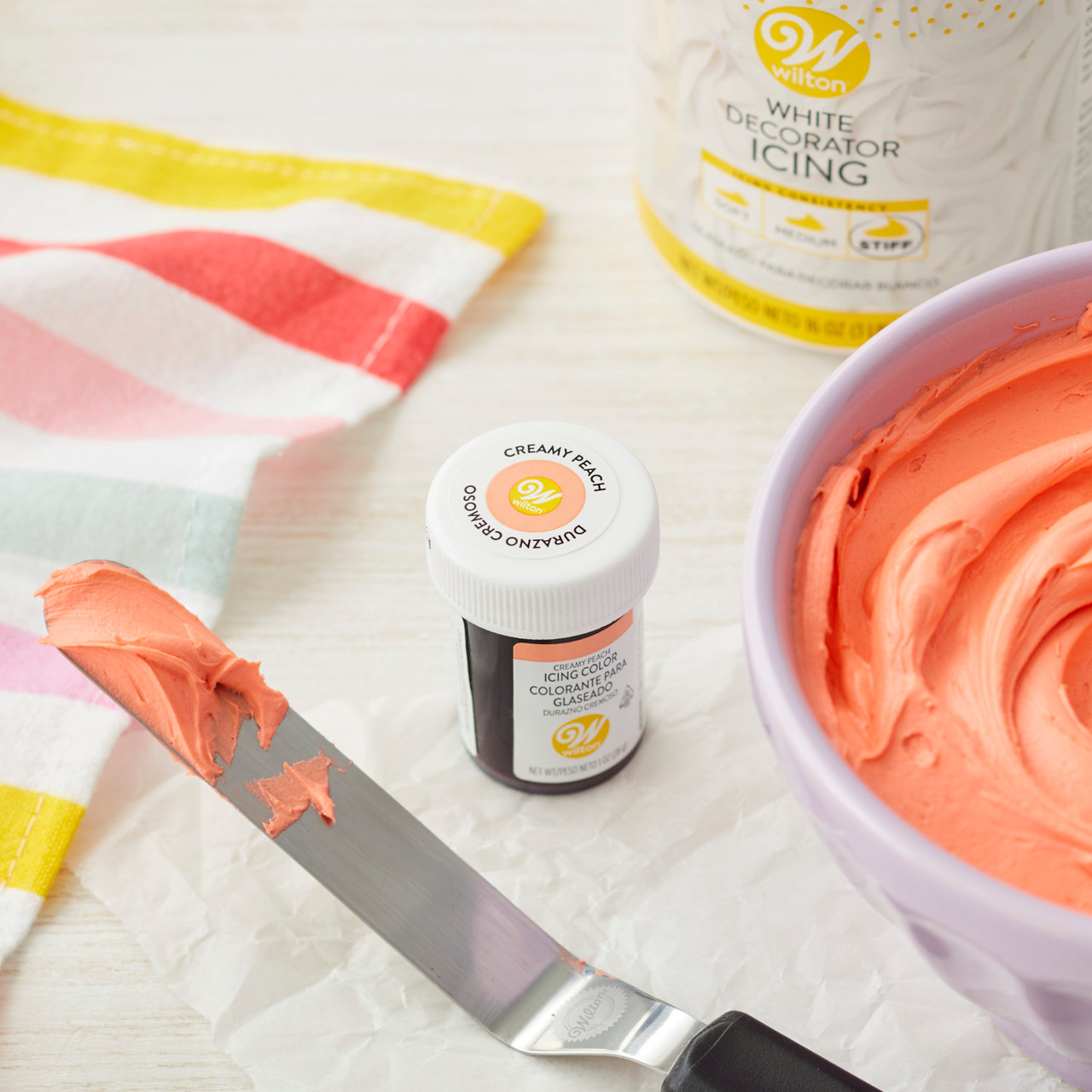 Wilton Creamy Peach Icing Color